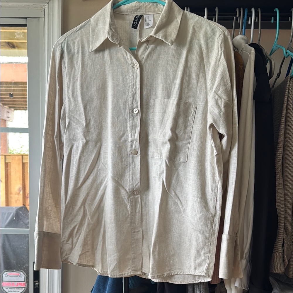 Linen blend beige button down shirt xs
